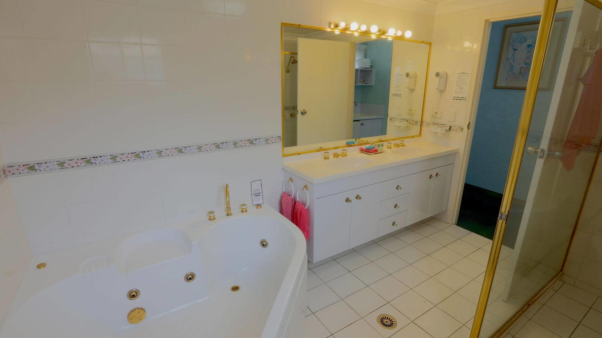 Tweed Heads Vegas Motel Екстер'єр фото